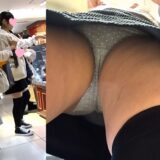 【HONEYsPOT】お芋なニーハイソックスちゃんのドット柄パンツをフロントやや多めで！wwwww