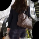 【HONEYsPOT】黒の中に価値を見出すことができるか―――、JK11連続めくり！制服002